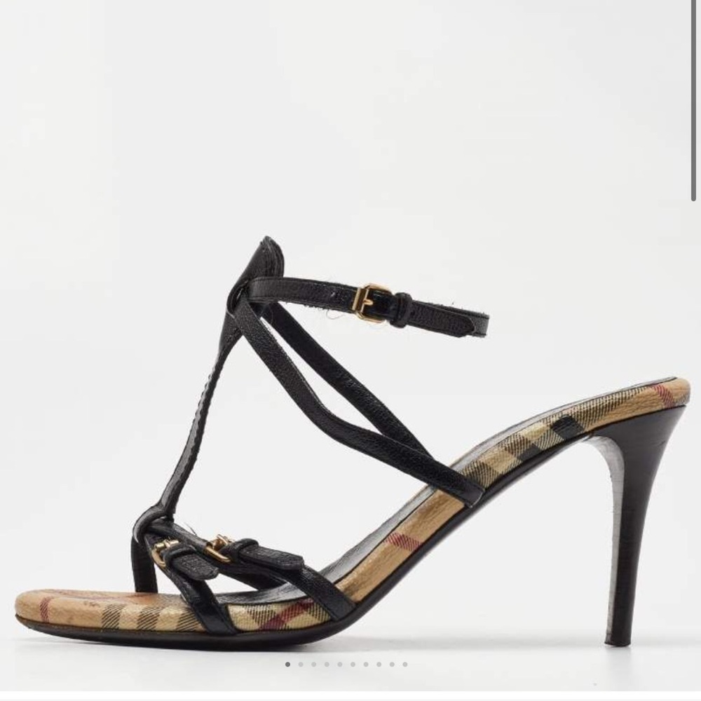 Burberry black lether T_bar ankle strap heels sandals - Picture 3 of 10